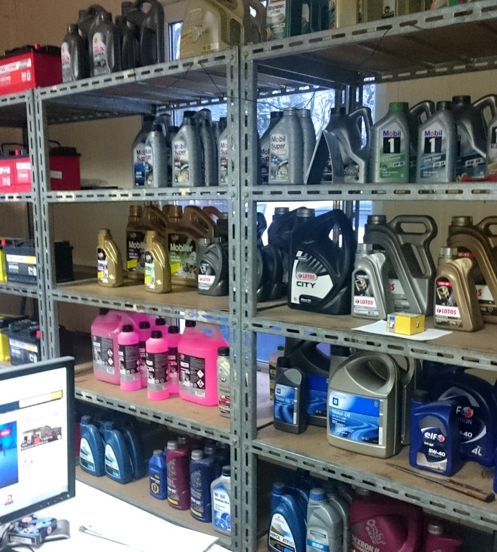 Oleje silnikowe Mobil, Lotos, Castrol, Shell, elf w ofercie TEKO oleje silnikowe - oferta TEKO